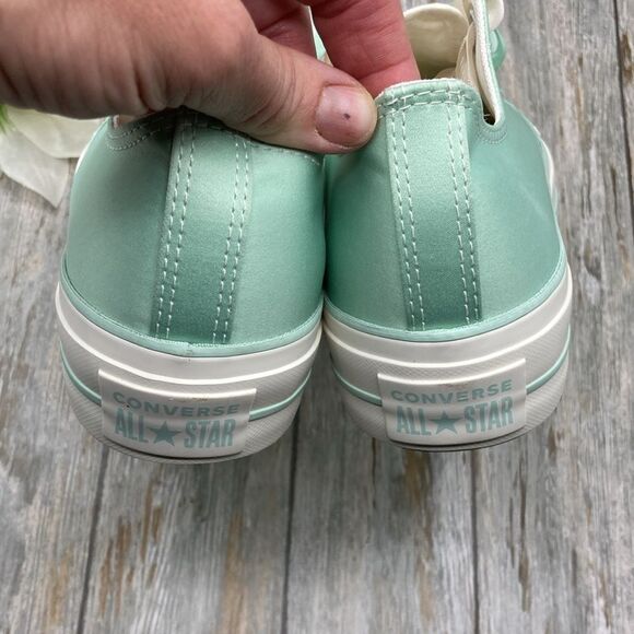 Chuck Taylor All Star Lift Platform Matte Satin Sneaker Shoes Size 7 - Picture 4 of 16